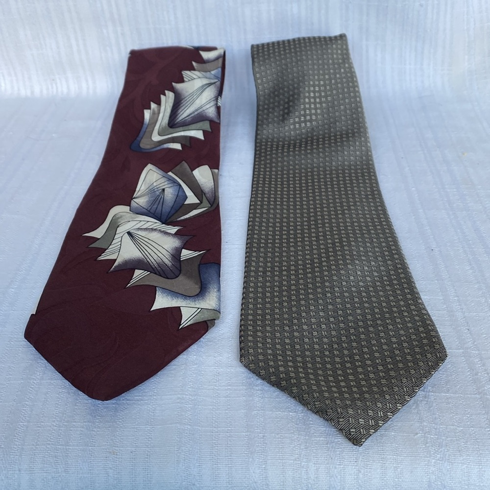 VTG Two Silk ties - Nautica & Chez Roffe of New York - 4" wide